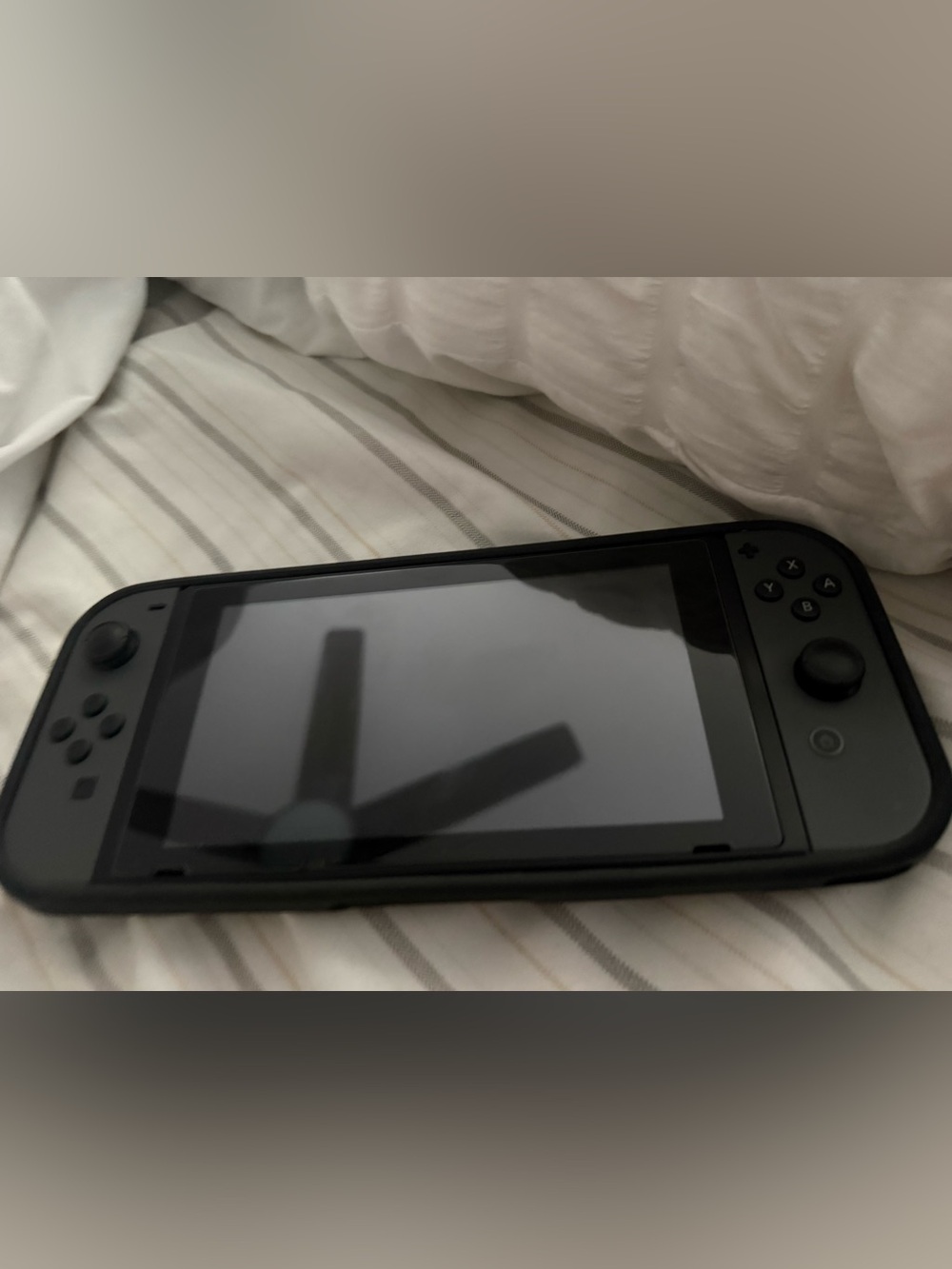 Nintendo Switch Bundle + 3 Games, Case, wheel & Holder & Charger 🎮